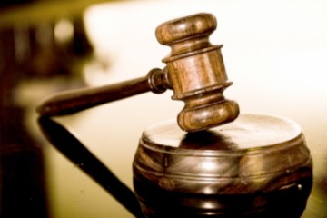Recidivişti arestaţi pentru furt vor în libertate
